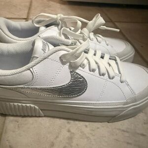 Nike Court Legacy 8.5 women's